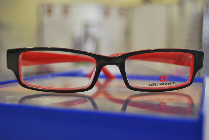 opticien-ST JEANNET-min_view-sight-lens-frame-optics-spectacles-1141012-pxhere.com